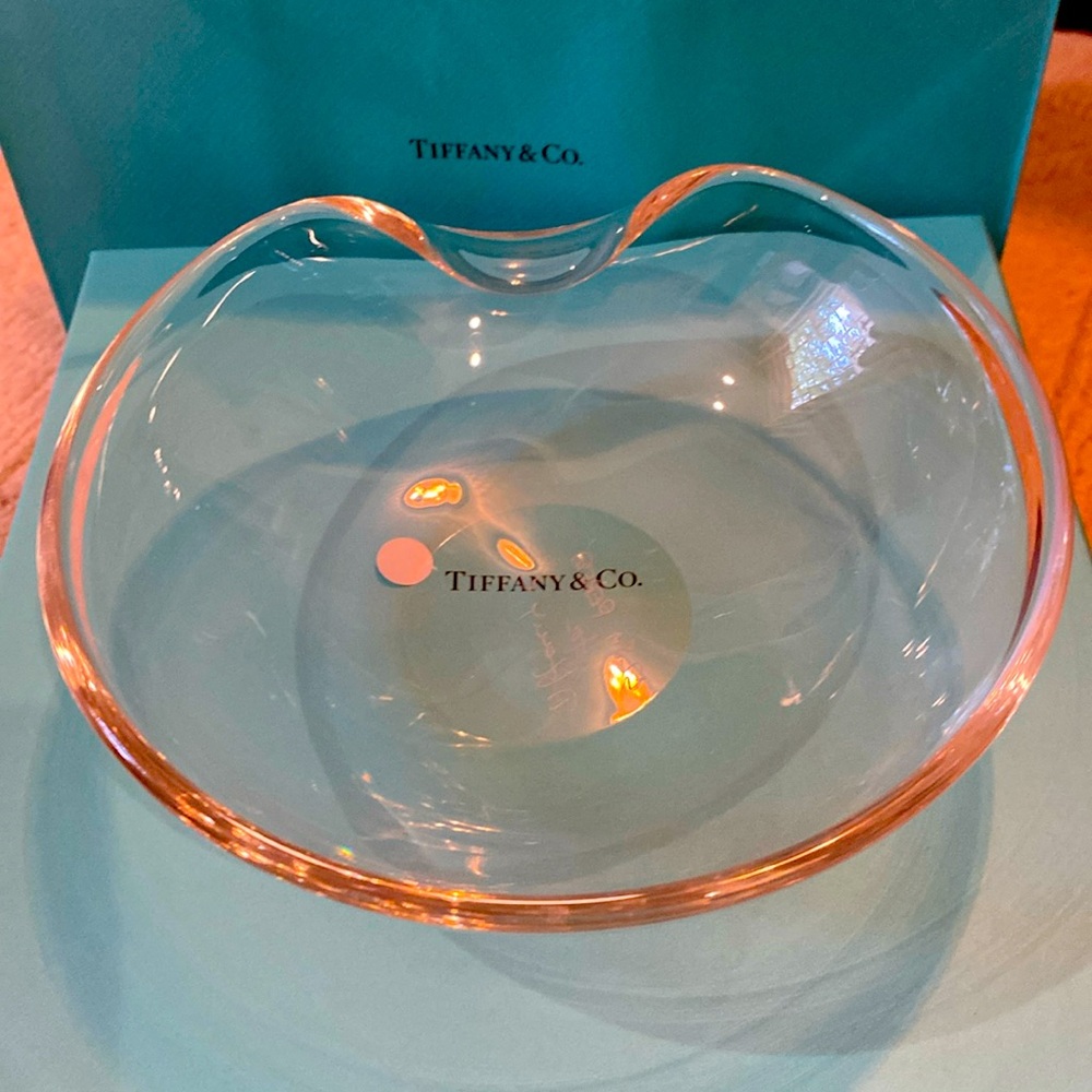 Tiffany & Co Elsa Thumbprint bowl